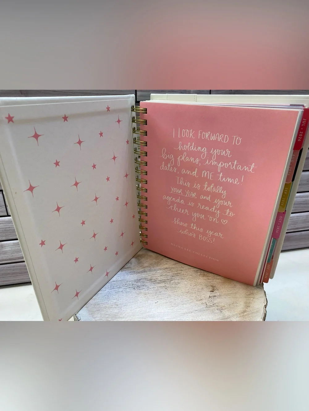 Eccolo ❤️2027 18-Month Planner with sticker & positive message New